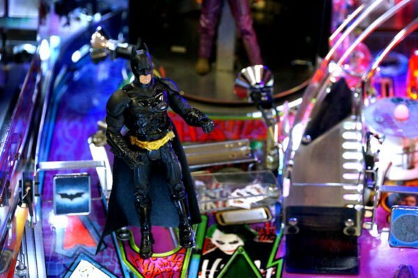 Stern Buy Batman Dark Knight Pinball Machine pinball machine