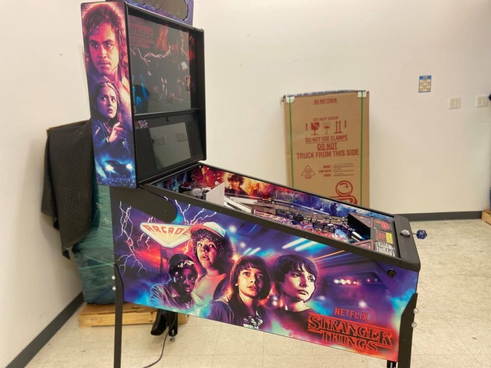 Data East Buy Stranger Things Premium Pinball machine online