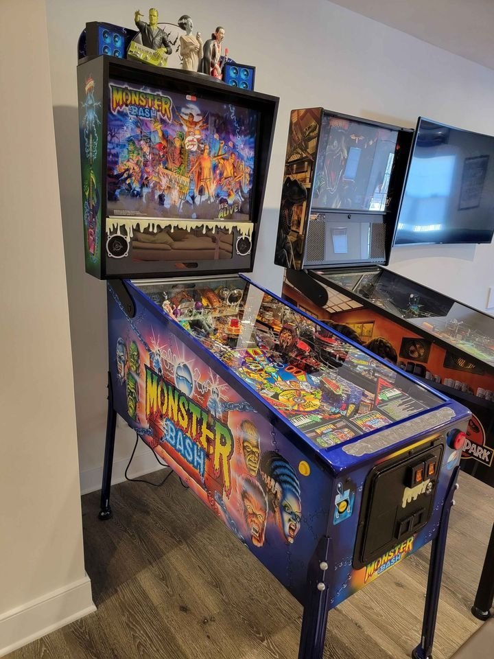 Williams Buy Monster Bash Pinball machine