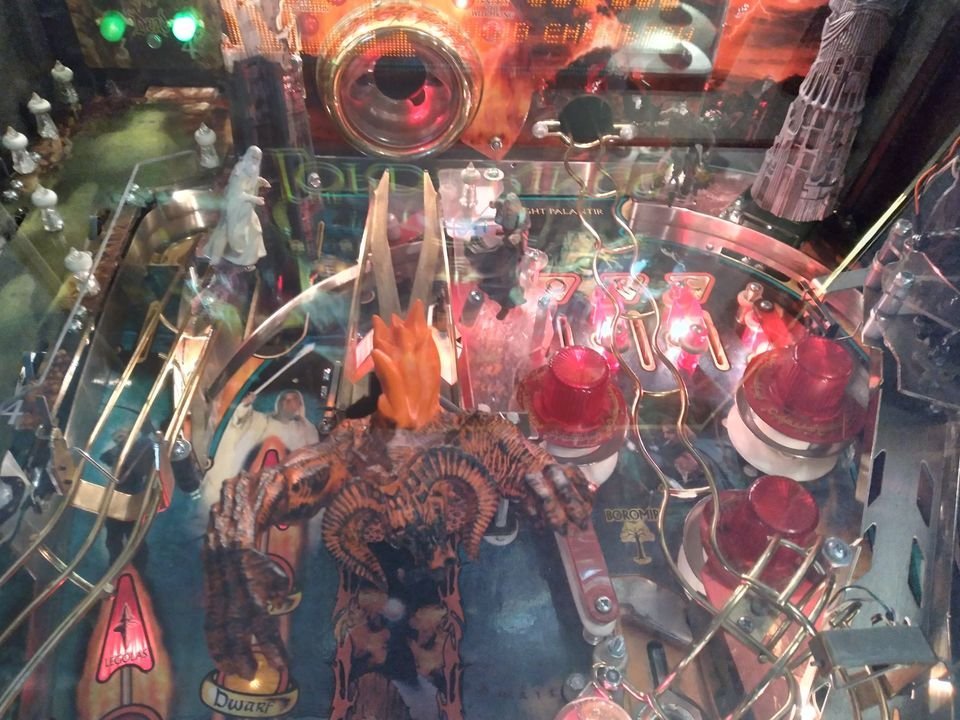 Stern Buy Lord of the Rings Pinball Machine Online pinball machine