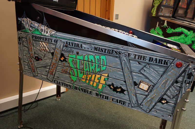 Bally Buy SCARED STIFF Pinball Machine Online pinball machine