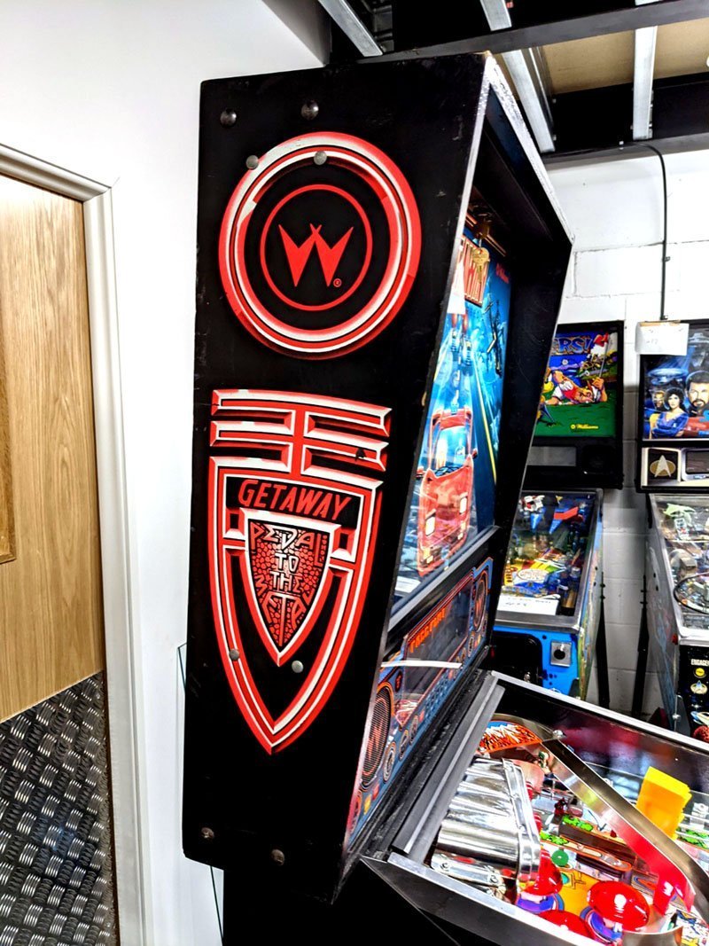 Williams Buy The Getaway High Speed Pinball Machine pinball machine