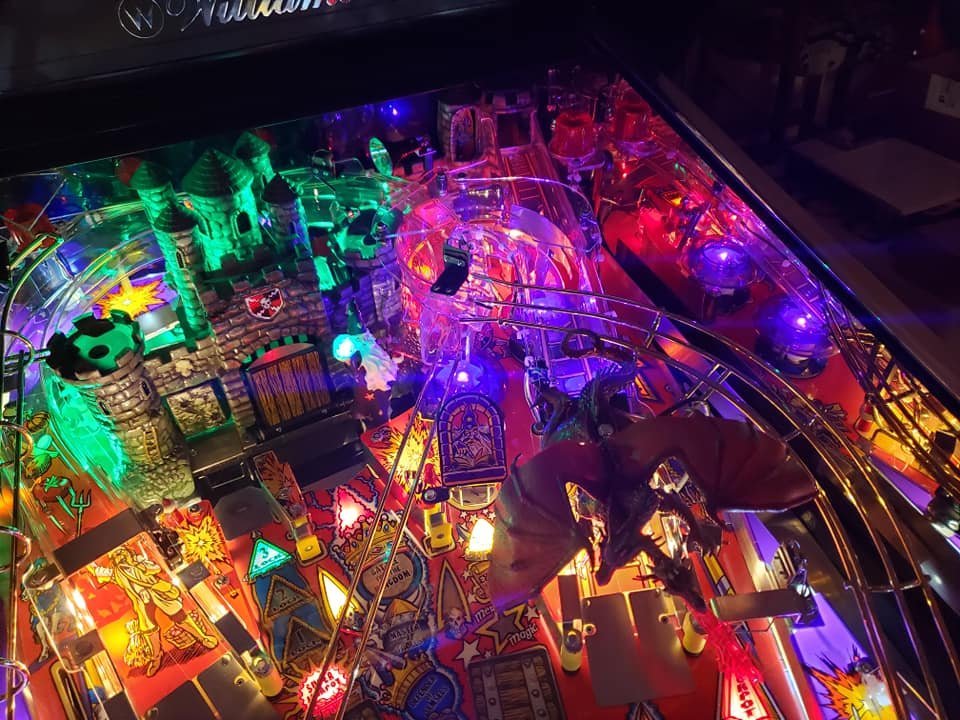 Stern Buy Medieval Madness Pinball machine pinball machine