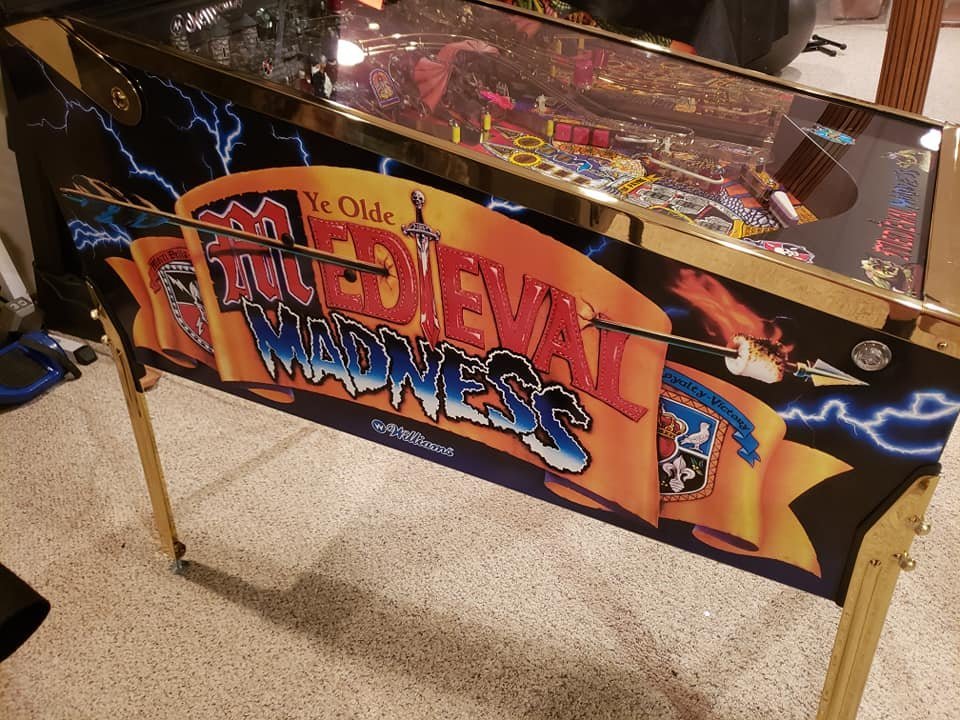 Stern Buy Medieval Madness Pinball machine