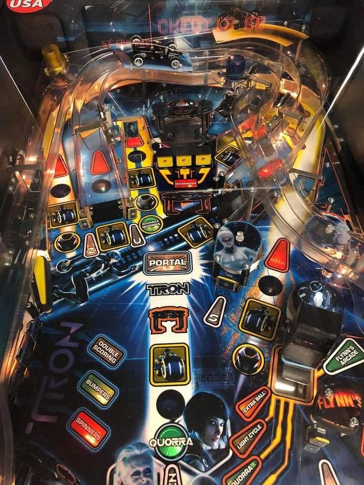 Stern Buy TRON Pinball Machine Online pinball machine