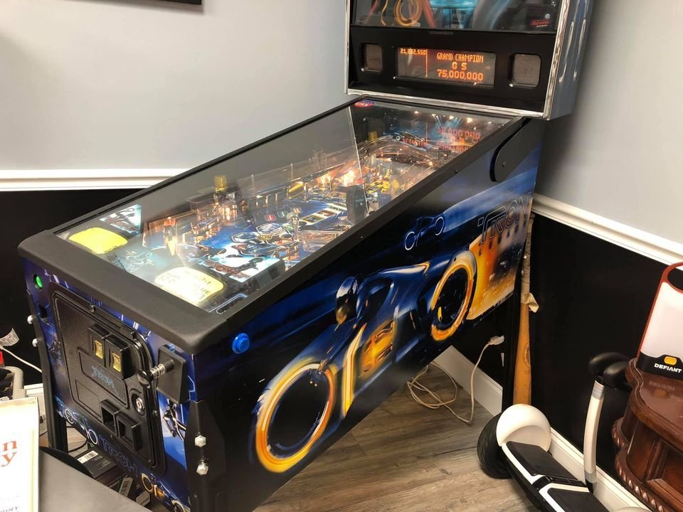 Stern Buy TRON Pinball Machine Online pinball machine