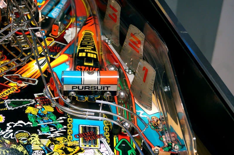 Bally Buy Judge Dredd Pinball Machine Online pinball machine