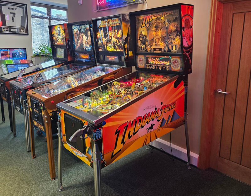 Williams Indiana Jones Williams Pinball Machine