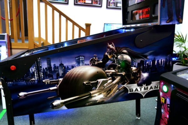 Stern Buy Batman Dark Knight Pinball Machine pinball machine