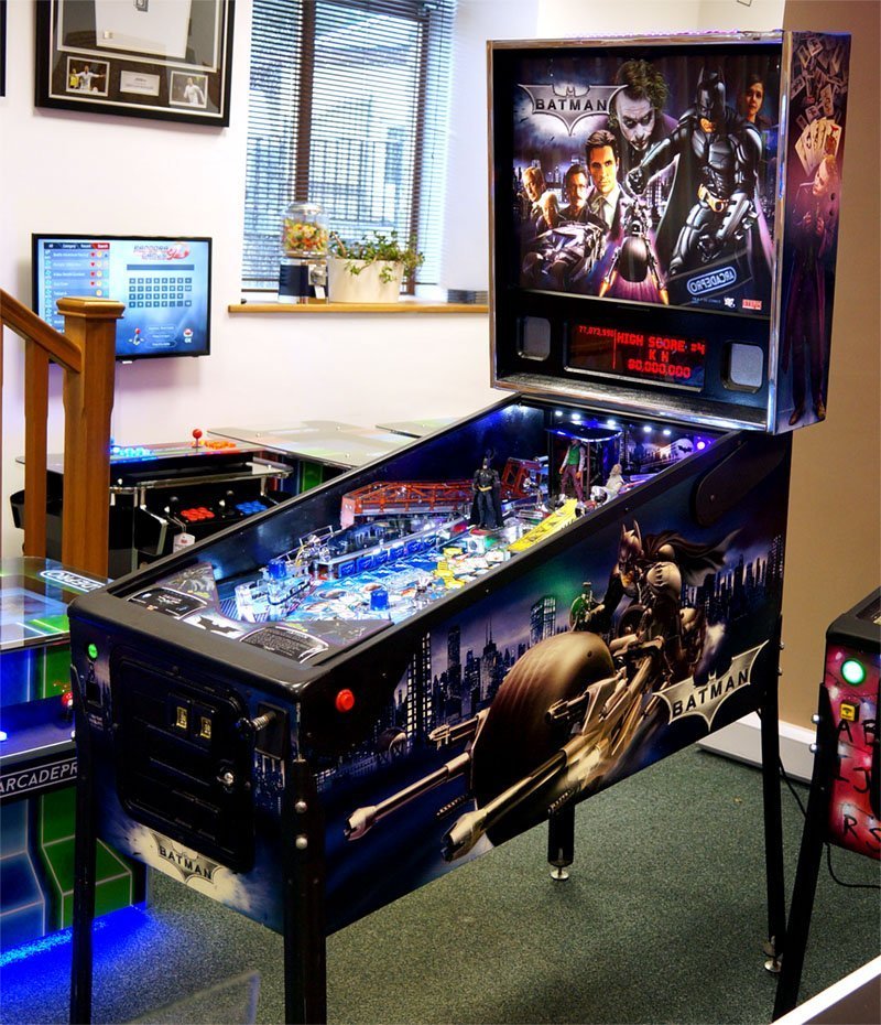 Stern Buy Batman Dark Knight Pinball Machine pinball machine