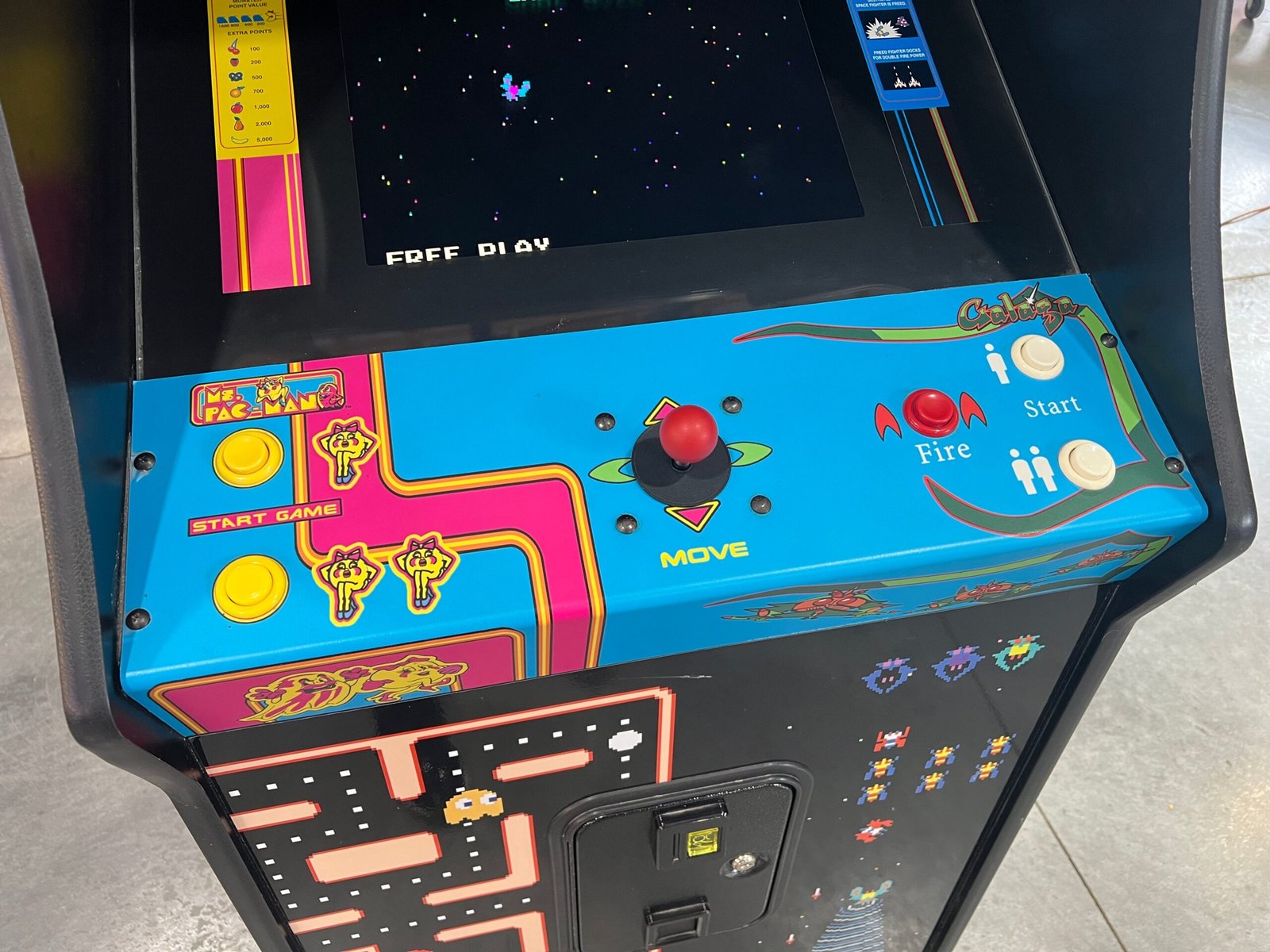 Ms Pac-Man Galaga Reunion Arcade Class of 1981 Game (also plays PAC-MAN) - Original VERY NICE Cabinet - Works 100% Flat Screen BEAUTIFUL GAME!!!