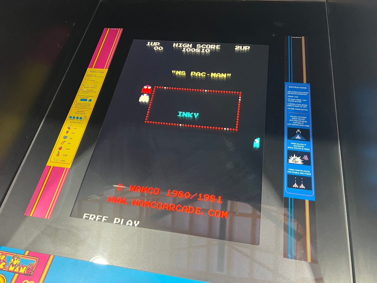 Ms Pac-Man Galaga Reunion Arcade Class of 1981 Game (also plays PAC-MAN) - Original VERY NICE Cabinet - Works 100% Flat Screen BEAUTIFUL GAME!!!
