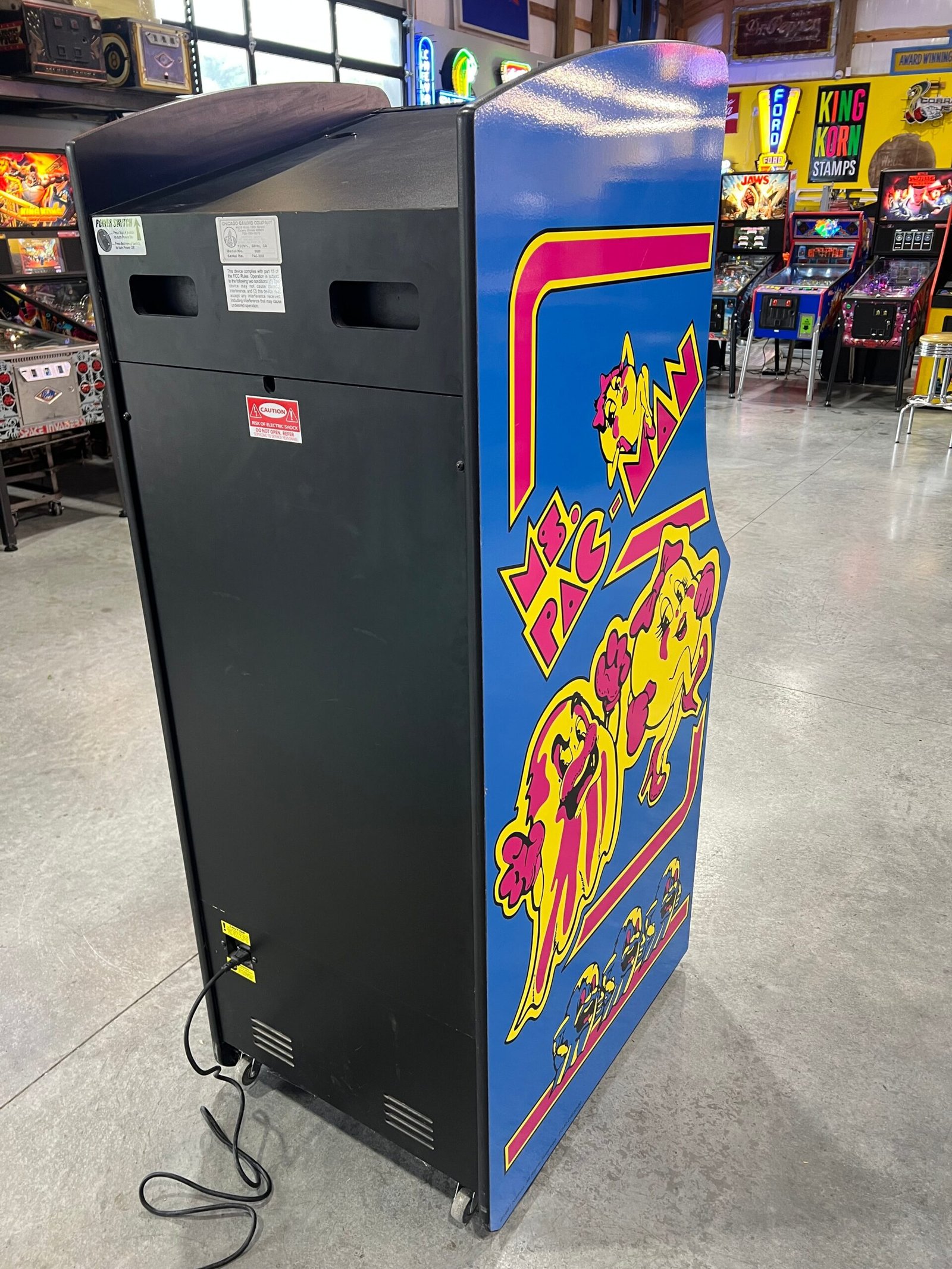 Ms Pac-Man Galaga Reunion Arcade Class of 1981 Game (also plays PAC-MAN) - Original VERY NICE Cabinet - Works 100% Flat Screen BEAUTIFUL GAME!!!