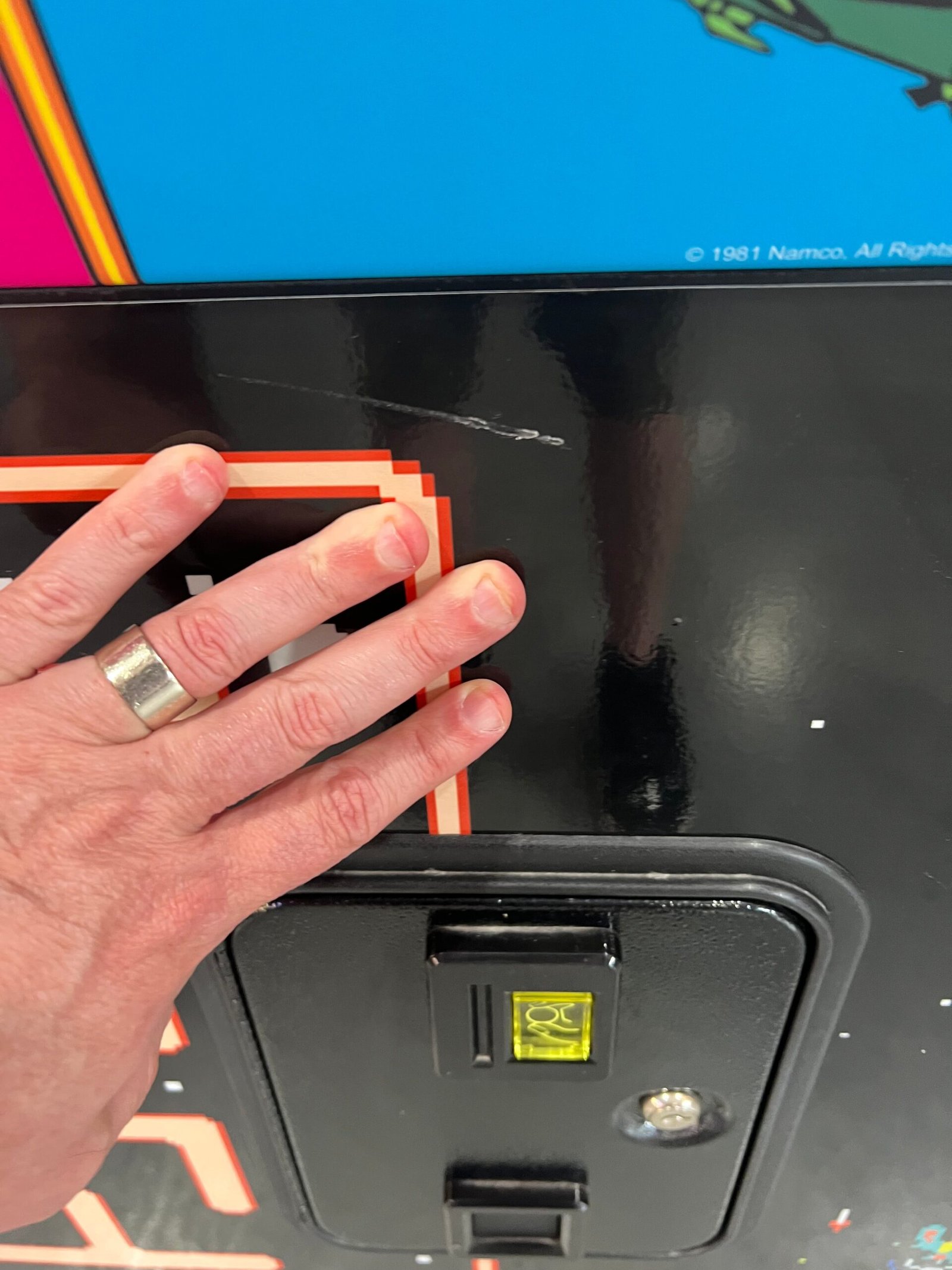 Ms Pac-Man Galaga Reunion Arcade Class of 1981 Game (also plays PAC-MAN) - Original VERY NICE Cabinet - Works 100% Flat Screen BEAUTIFUL GAME!!!