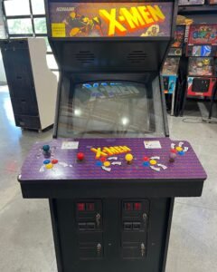 X-Men - 4 PLAYER - Konami Arcade Game! ORIGINAL! Nice Looking Arcade Cabinet - Works Great!