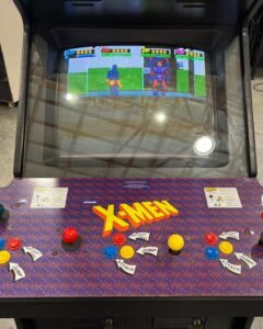 X-Men - 4 PLAYER - Konami Arcade Game! ORIGINAL! Nice Looking Arcade Cabinet - Works Great!