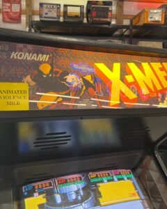 X-Men - 4 PLAYER - Konami Arcade Game! ORIGINAL! Nice Looking Arcade Cabinet - Works Great!