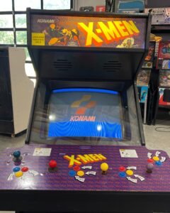 X-Men - 4 PLAYER - Konami Arcade Game! ORIGINAL! Nice Looking Arcade Cabinet - Works Great!