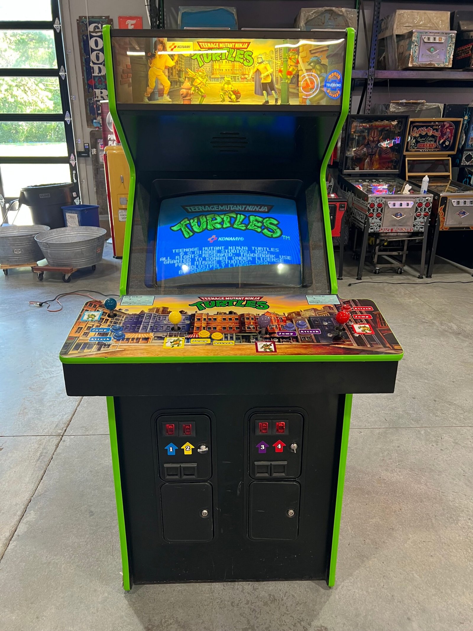 TEENAGE MUTANT NINJA TURTLES - 4 PLAYER - The OG - Konami Arcade Game! ORIGINAL! Good Looking Arcade Cabinet - TMNT- TNT - Working Great!