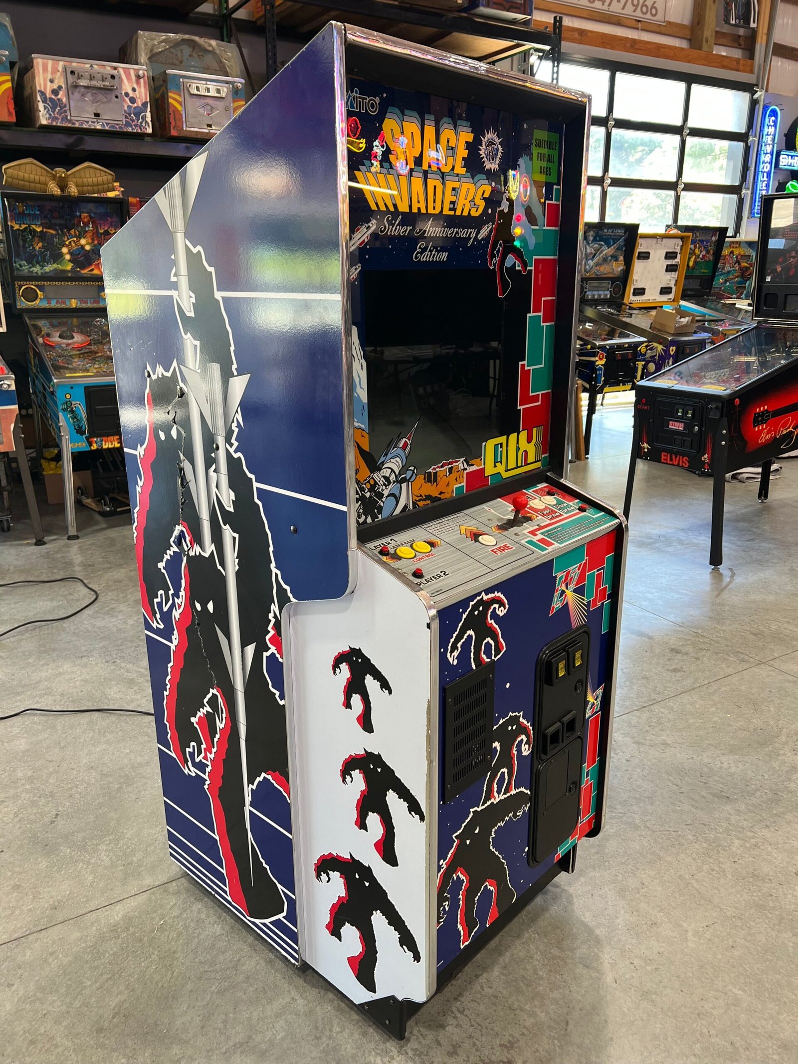 Taito SPACE INVADERS / QIX COMBO Taito Reunion Arcade Game - Works 100% - Two All Time Greats in One Cabinet!