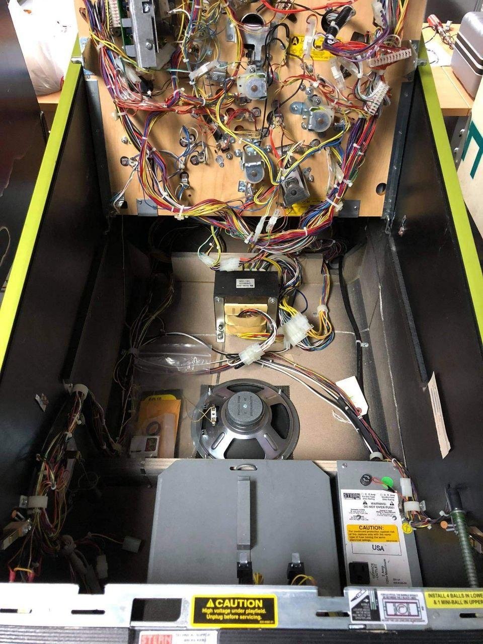 Stern Buy Shrek Pinball Machine Online pinball machine