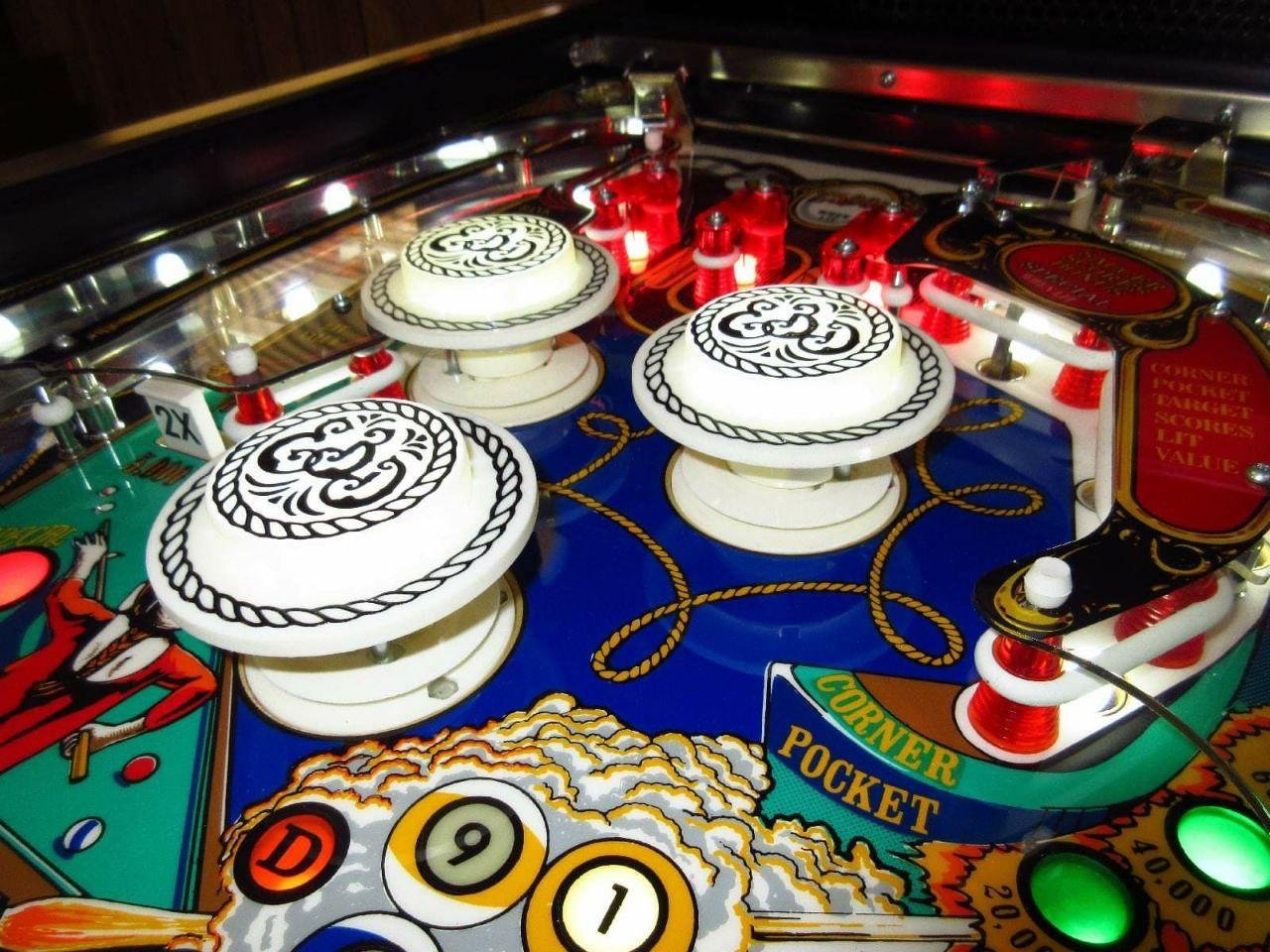 Bally Buy Eight Ball Deluxe Pinball Machine Online pinball machine