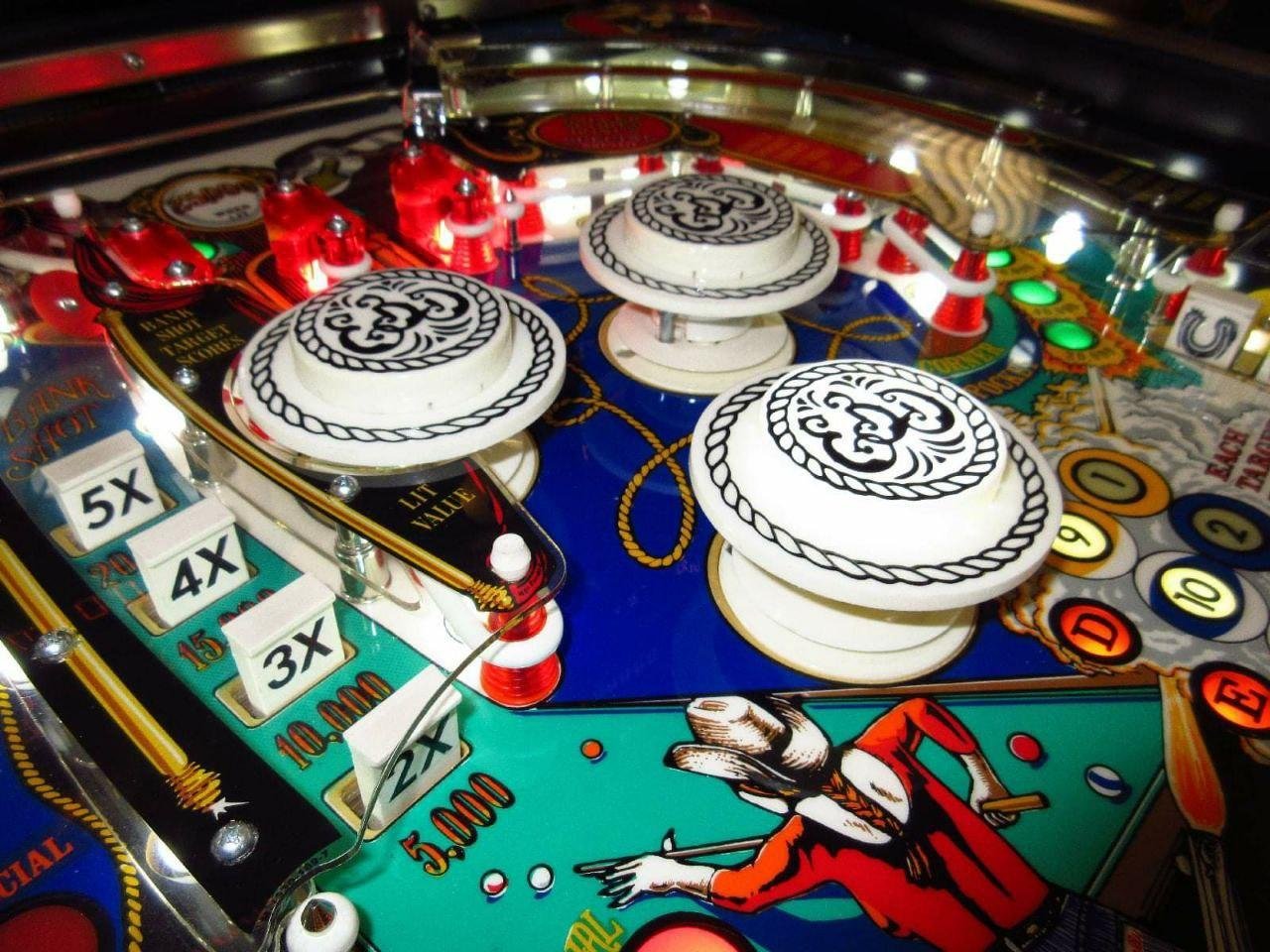 Bally Buy Eight Ball Deluxe Pinball Machine Online pinball machine