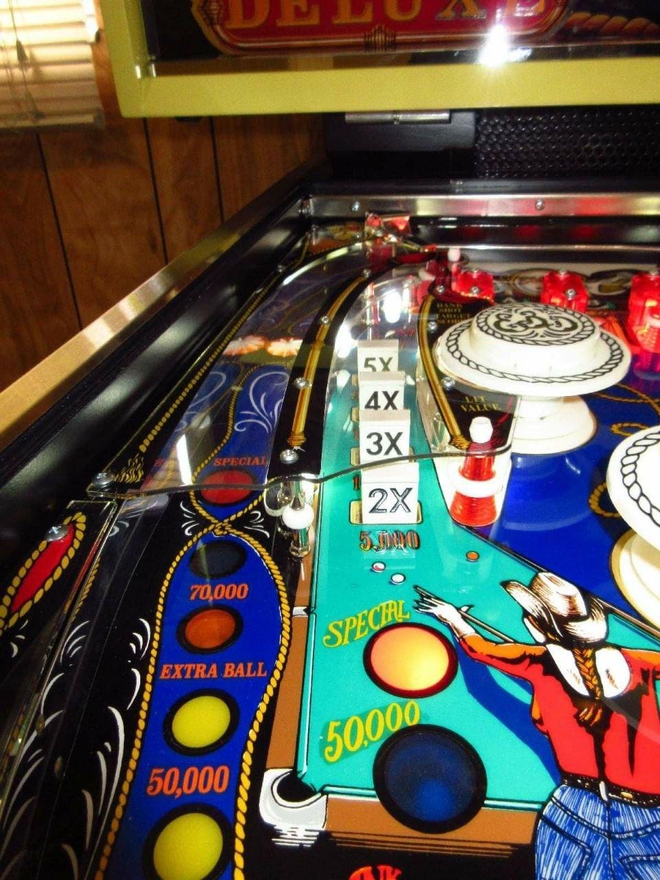 Bally Buy Eight Ball Deluxe Pinball Machine Online pinball machine