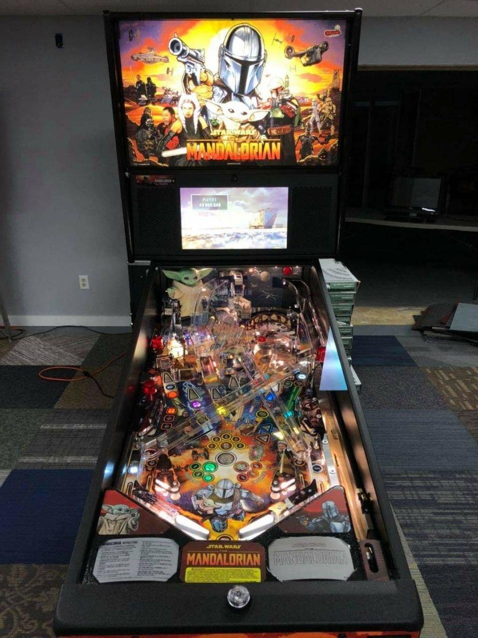 Stern Buy The Mandalorian Pro Pinball Machine Online pinball machine
